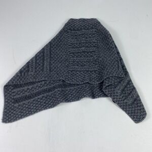 Aran Woollen Mills Poncho Womens Medium Gray Merino Wool Knit Cowl Made Ireland